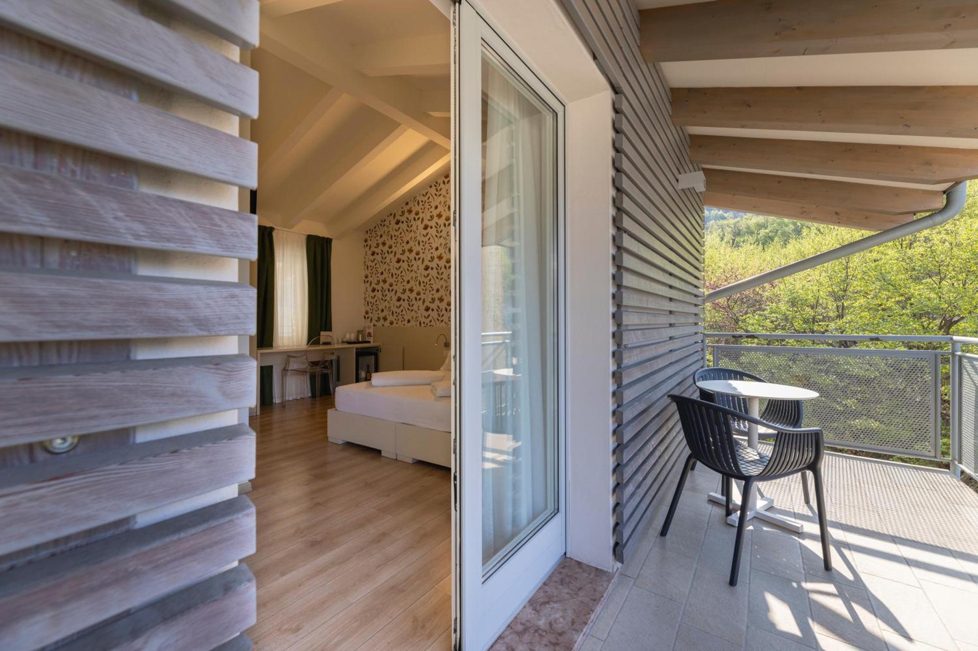 טורבולה Hi Hotels Torbole - Pool & Spa מראה חיצוני תמונה