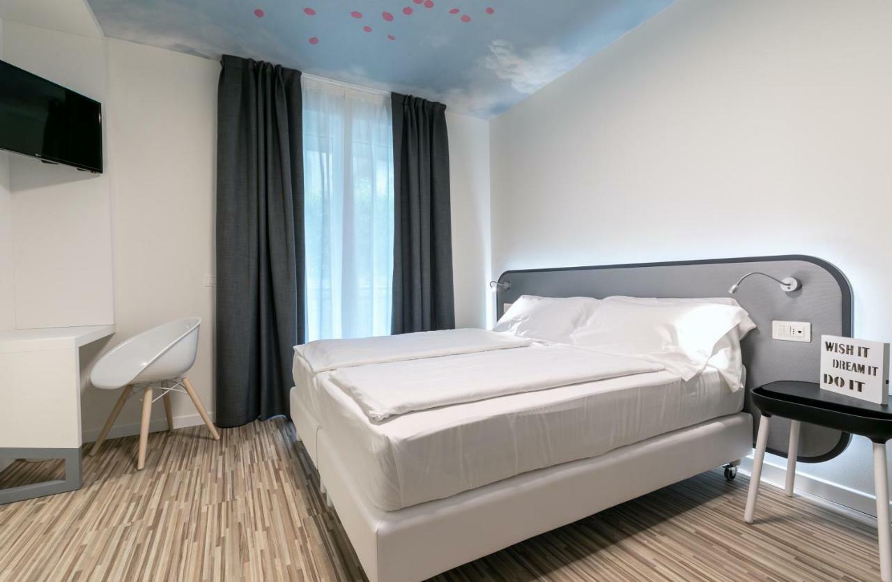 טורבולה Hi Hotels Torbole - Pool & Spa מראה חיצוני תמונה